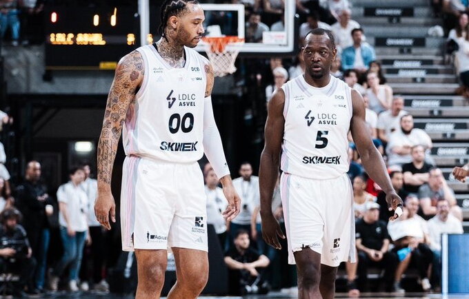 ASVEL triumfavo