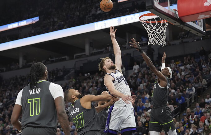 D.Sabonis išnaudojo pražangų limitą (Scanpix nuotr.)