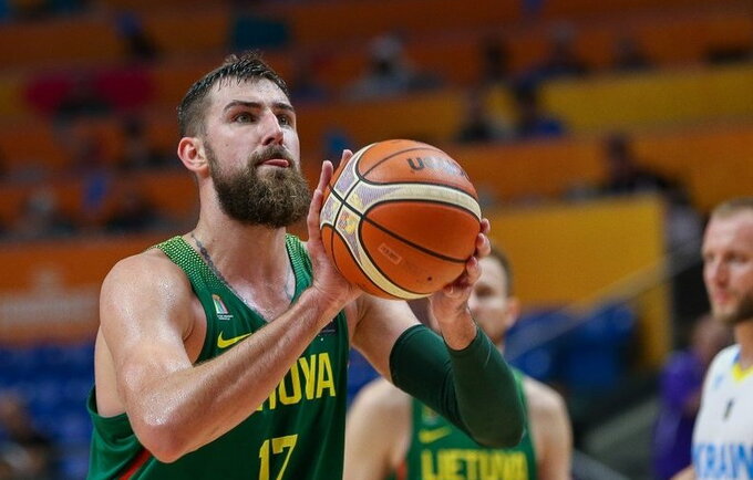 J.Valančiūnas sužaidė puikiai prieš Ukrainą (Matas Baranauskas, Fotodiena.lt)