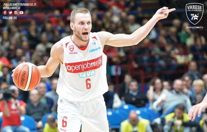 O.Varanauskas perėmė 3 kamuolius per 9 minutes