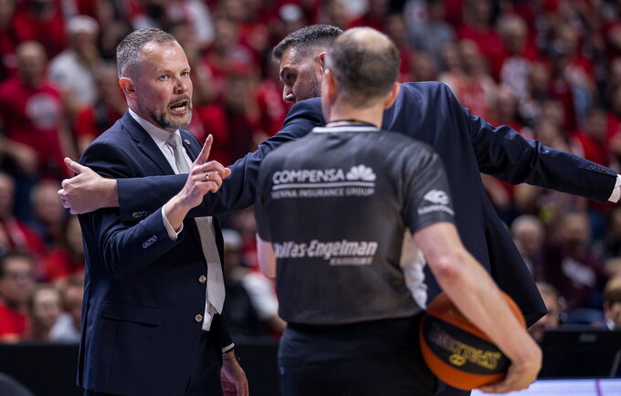 G.Žibėnas apžvelgė rungtynes (Foto: Rokas Lukoševičius)