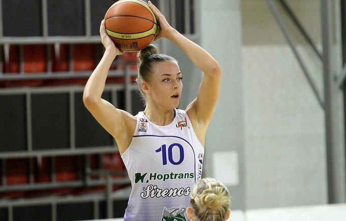 A.Baronėnaitė lieka komandoje („Hoptrans-Sirenų“ nuotr.)