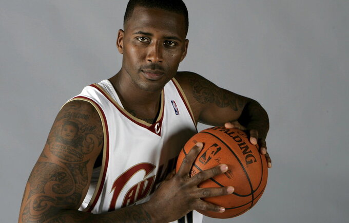 L.Wrightas NBA praleido 13 sezonų (Scanpix nuotr.)