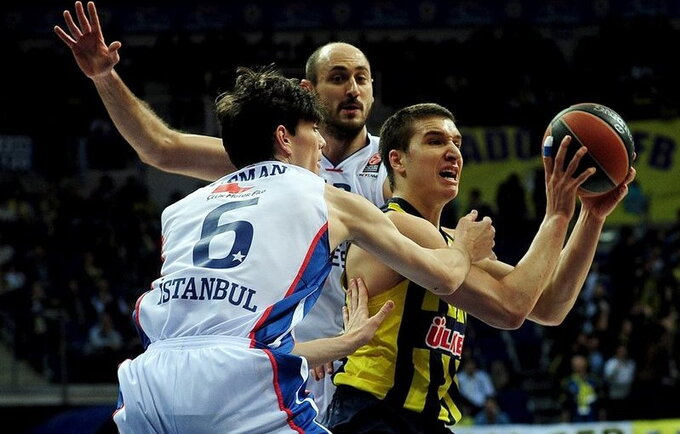 „Fenerbahce Ulker“ privertė varžovus sunerimti (Scanpix nuotr.)