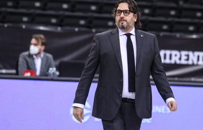 A.Trinchieri auklėjo jaunimą (BNS nuotr.)