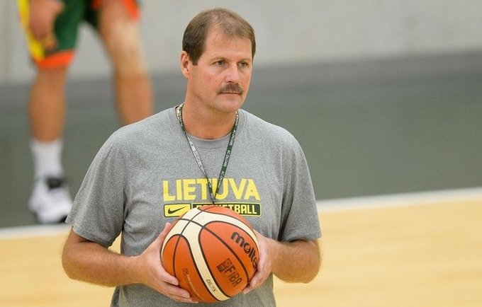 G.Krapikas žaidėjams rėžė įkvepiančią kalbą (Fotodiena.lt)
