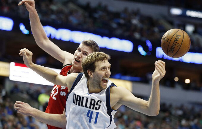 D.Nowitzki dar žais NBA (Scanpix nuotr.)