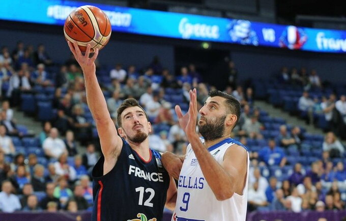 N.De Colo padės prancūzams (Scanpix nuotr.)