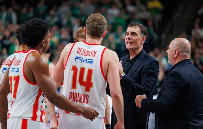 G.Bartzokas apvželgė būsimą pusfinalį (BNS nuotr.)