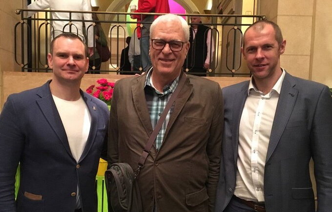 P.Jacksonas, M.Špokas ir R.Šiškauskas susėdo prie pietų stalo