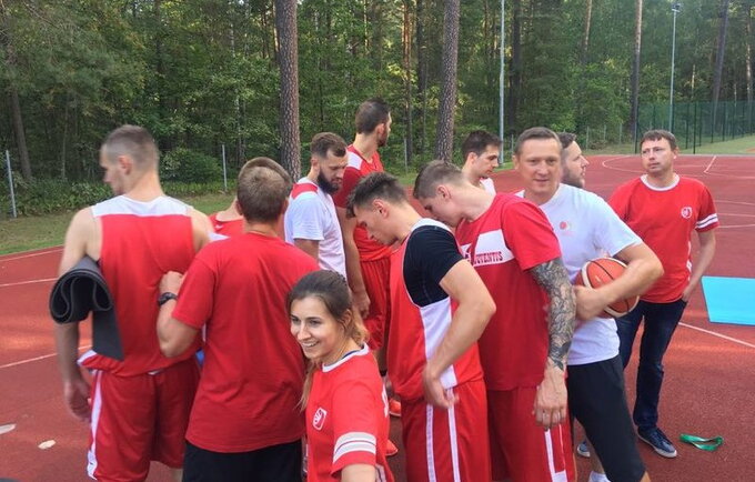 „Juventus“ pradės lieti prakaitą