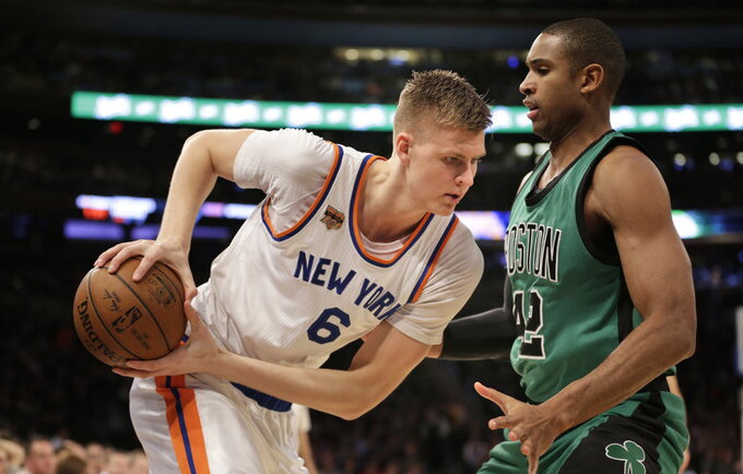 K.Porzingio ir „Knicks“ drama nerimsta prieš jų pačių valią (Scanpix nuotr.)
