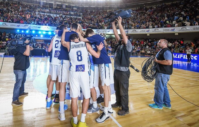 Argentinos komandai nepadėjo keli Eurolygoje žaidžiantys krepšininkai (FIBA nuotr.)