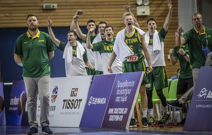 Senegalo ekipa buvo patiesta trečiame kėlinyje (FIBA nuotr.)