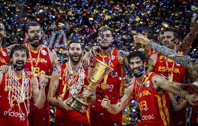 J.Beiranas (33 numeris) turi ir aukščiausios prabos apdovanojimą (FIBA nuotr.)