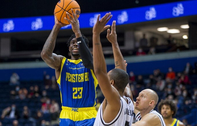 T.McLeanas be klaidų metė dvitaškius (FIBA Europe nuotr.)