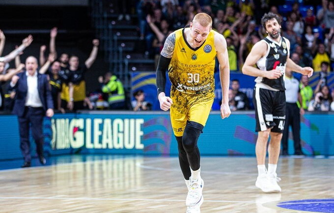 A.White'as surinko 16 naudingumo balų (FIBA Europe nuotr.)