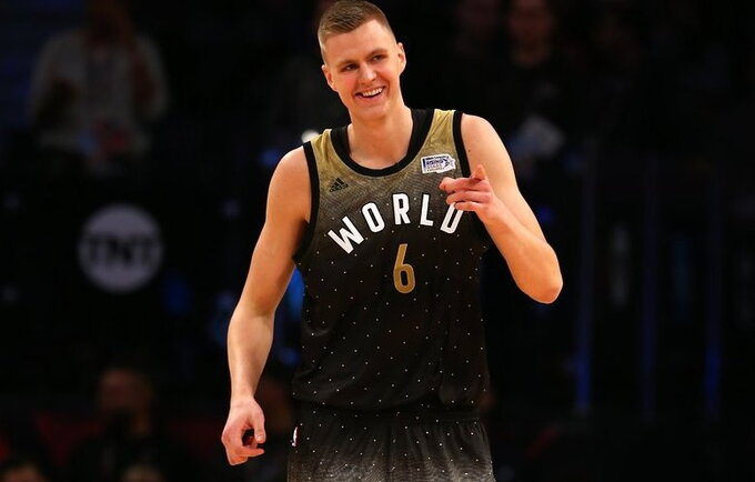 K.Porzingis priprato prie dėmesio (Scanpix nuotr.)