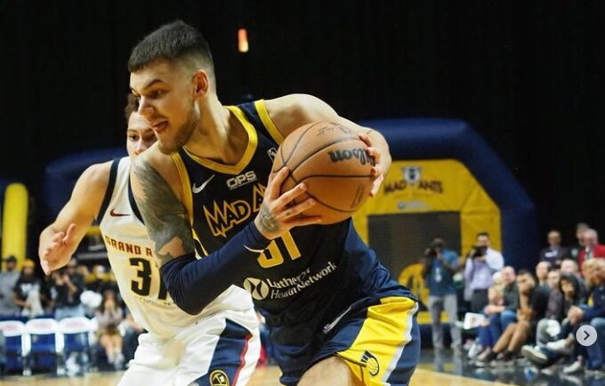 D.Sirvydis surinko 13 taškų