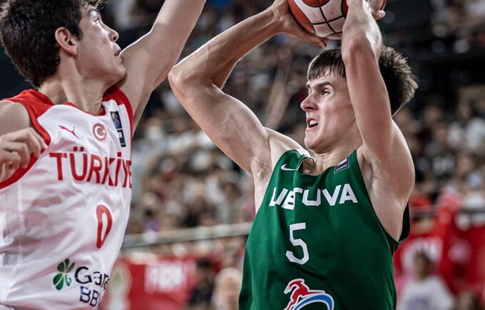K.Kublickas paskutinę mačo minutę pradėjo svarbiu tritaškiu (FIBA Europe nuotr.)
