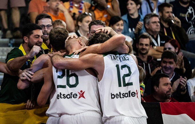 3x3 rinktinės liko be medalių (FIBA nuotr.)