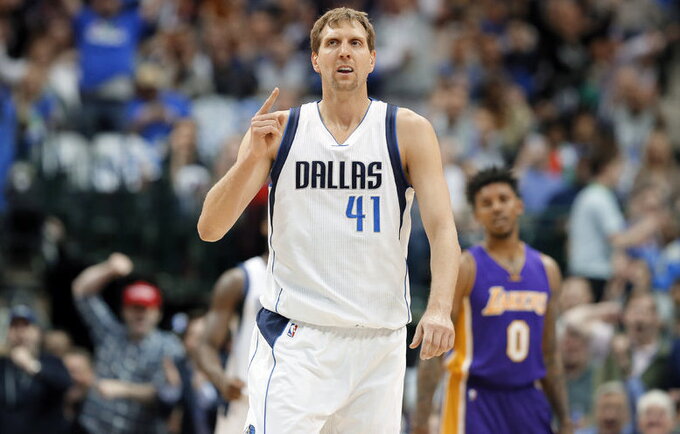 D.Nowitzki prarado ne vieną milijoną (Scanpix nuotr.)
