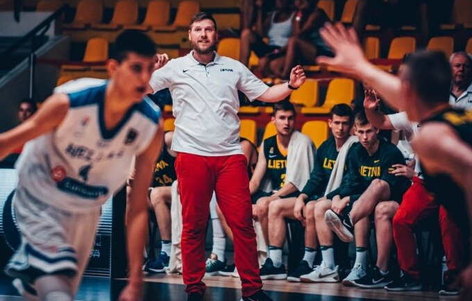 G.Petrauskas džiaugėsi bronzos medaliu (FIBA Europe nuotr.)