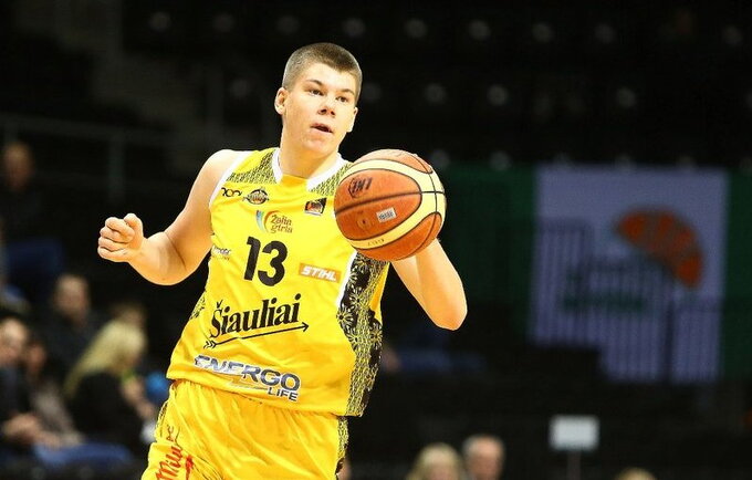 R.Giedraitis įmetė 10 taškų (Fotodiena.lt)