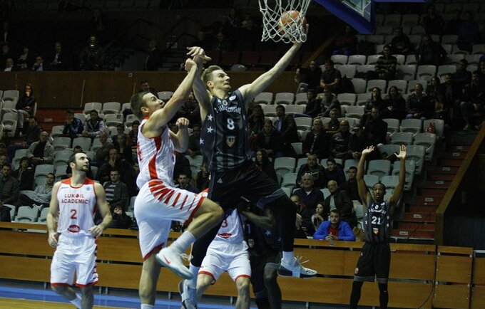V.Kariniauskas atliko 6 rezultatyvius perdavimus, bet padarė 5 klaidas (FIBA Europe nuotr.)