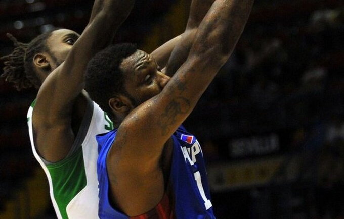A.Blatche'as atliko dvigubą dublį (Scanpix nuotr.)