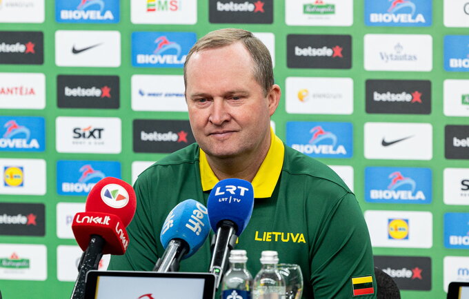 K.Maksvytis dirbs „lange“ (BNS nuotr.)