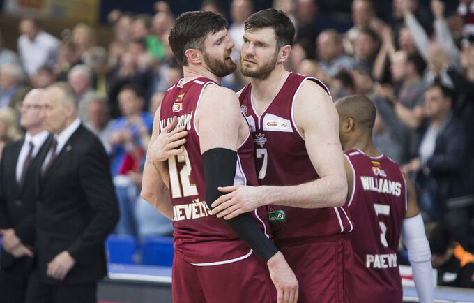 Broliai Lavrinovičiai tapo pirmosios pergalės pusfinalyje kalviais (www.kavolelis.lt)