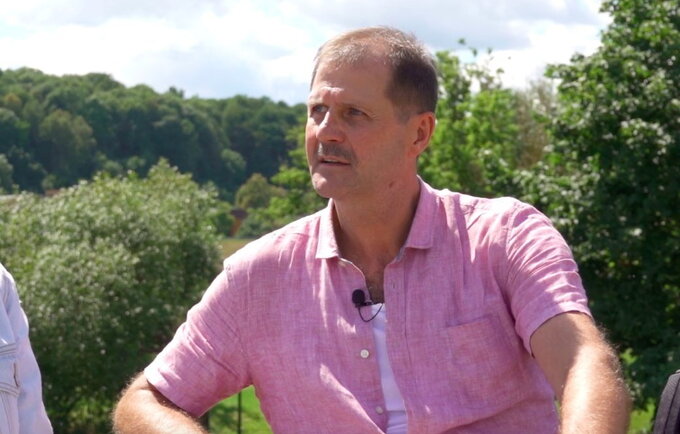 G.Krapikas prisiminė darbą su Šaru