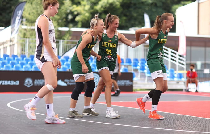 Lietuviai žengė be pralaimėjimų (FIBA nuotr.)