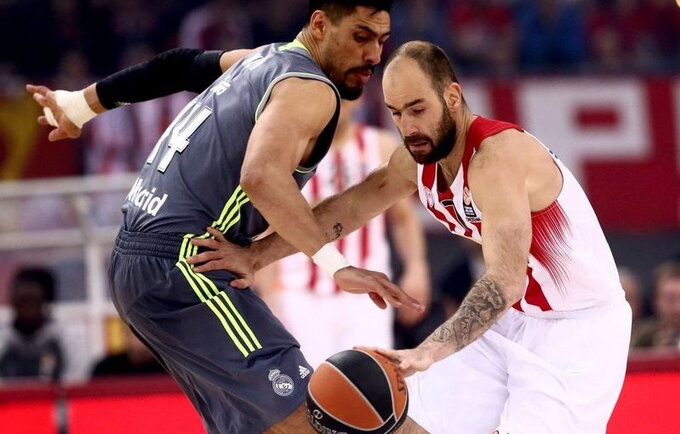 V.Spanoulis viliojamas turkų (Scanpix nuotr.)