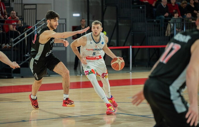 D.Tarolis tęsia kovą dėl titulo (FIBA nuotr.)