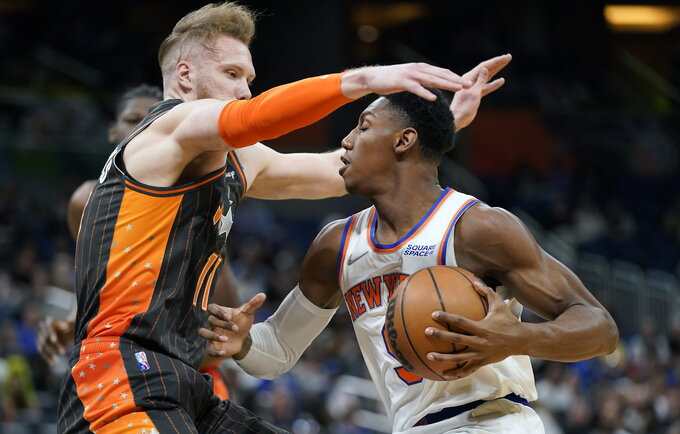 I.Brazdeikis nesustabdė R.J.Barretto (Scanpix nuotr.)
