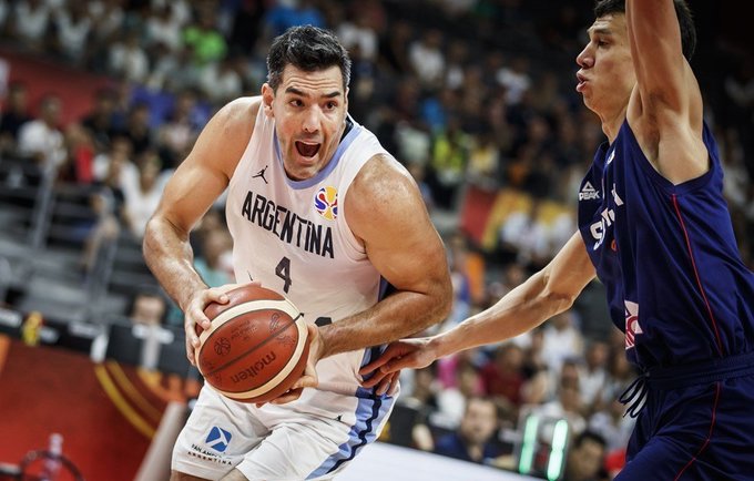 L.Scola savo pergalės stebuklu nelaiko (FIBA nuotr.)