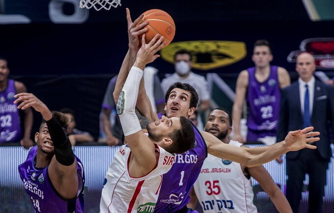 D.Sirvydis pelnė 3 taškus (FIBA Europe nuotr.)