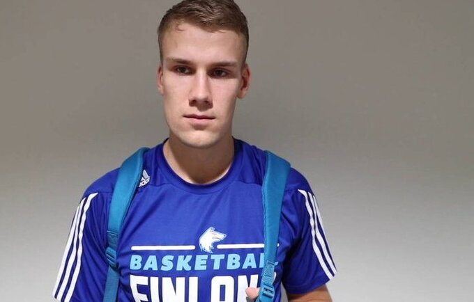 C.Lindbomas žais Utenoje