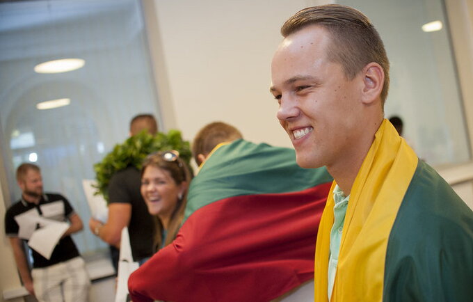 Atpažinote save? Kreipkitės press@krepsinis.net ir atsiimkite prizą! (Fotodiena.lt)