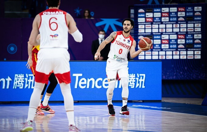 Sh.Larkinas turi problemų su pirštais (FIBA nuotr.)