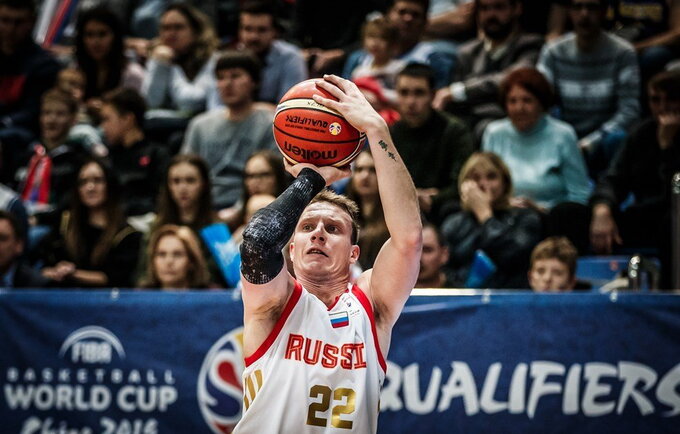 D.Kulaginas galėjo surinkti ir trigubą dublį (FIBA nuotr.)