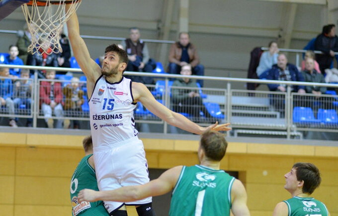 I.Lukošius siekia vietos Prienuose (Foto: Algimantas Čiža)