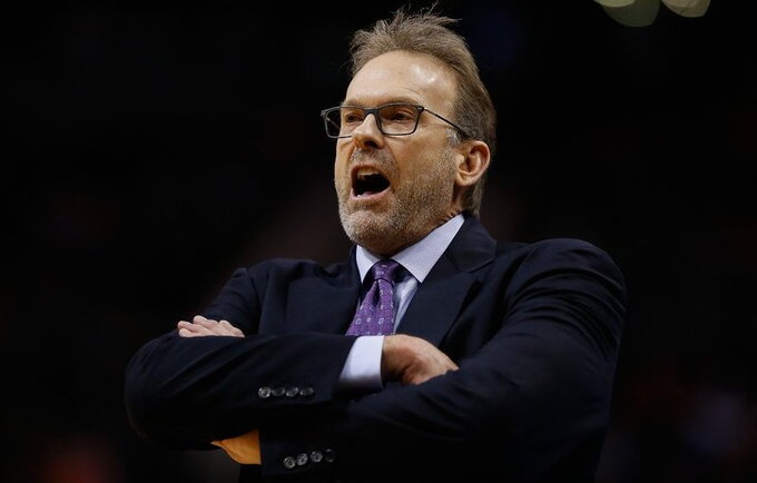 „Knicks“ nori susieti ateitį su K.Rambisu (Scanpix nuotr.)