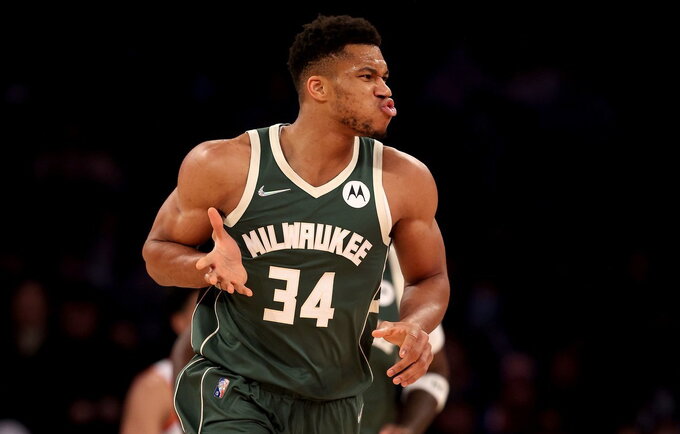 G.Antetokounmpo kurį laiką nežais (Scanpix nuotr.)