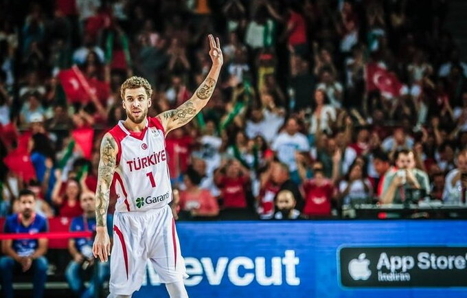 JAV gimęs S.Wilbekinas gina turkų garbę (FIBA Europe nuotr.)