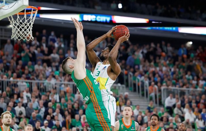 K.Hayesas rungtyniaus Kaune (Euroleague.net)