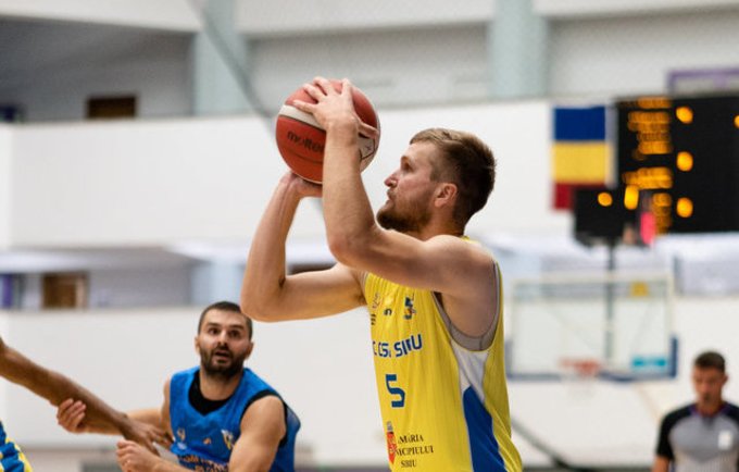 J.Tamulis žiba Rumunijoje