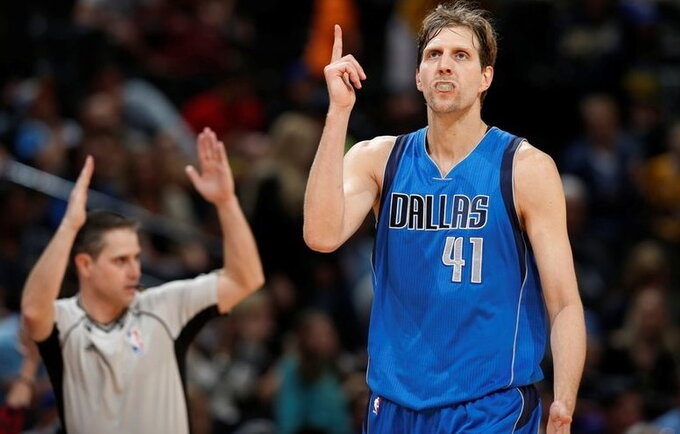 D.Nowitzki Dalaso nepaliks (Scanpix nuotr.)